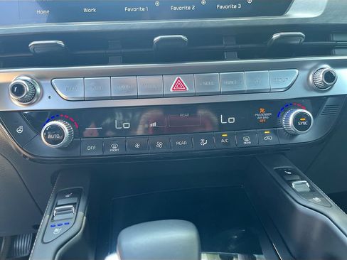 Used 2025 Kia Telluride EX X-Line AWD/4WD image 16