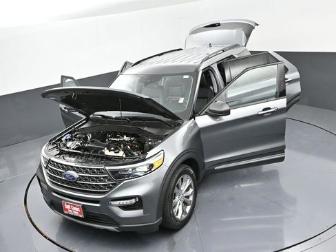 Used 2023 Ford Explorer XLT w/ Equipment Group 202A image 46