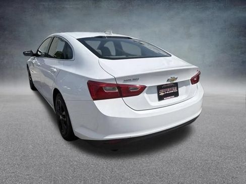 Used 2016 Chevrolet Malibu LT FWD image 9