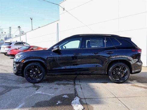 New 2026 Volkswagen Tiguan SE R-Line image 2