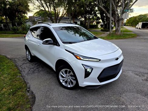 Used 2022 Chevrolet Bolt EUV LT w/ Driver Confidence Package image 24