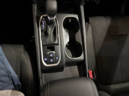 Used 2019 Hyundai Santa Fe SEL FWD image 22
