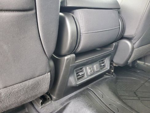 Used 2019 Chevrolet Silverado 1500 LT Trail Boss w/ Convenience Package image 28