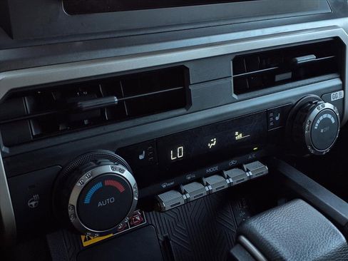 Certified 2024 Toyota Tacoma SR5 image 10