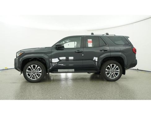 New 2025 Toyota 4Runner Limited image 19