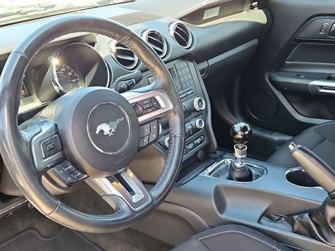 Used 2017 Ford Mustang Coupe RWD image 16