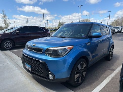 Used 2016 Kia Soul + w/ Designer's Package image 3