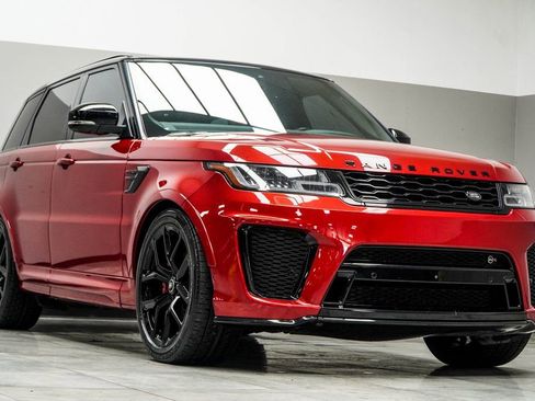 Used 2022 Land Rover Range Rover Sport SVR AWD/4WD image 4