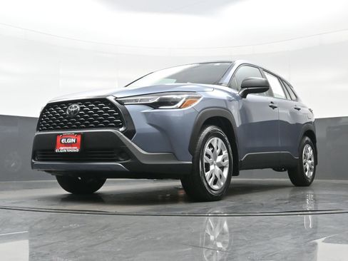 Used 2024 Toyota Corolla Cross L image 26