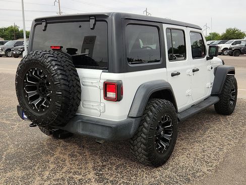 Used 2020 Jeep Wrangler Unlimited Sport S AWD/4WD image 3