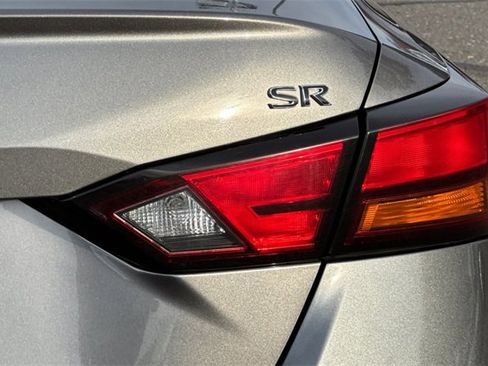 Used 2022 Nissan Altima 2.5 SR image 48