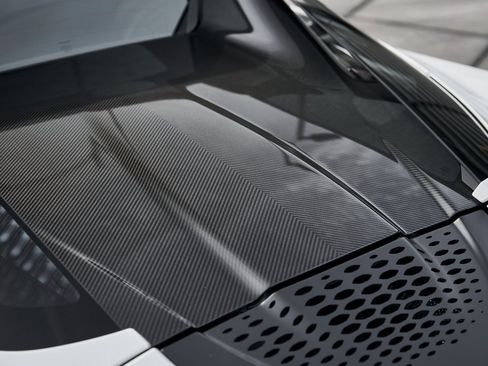 Used 2024 McLaren 750S image 18