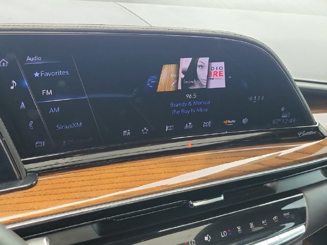 Used 2023 Cadillac Escalade Sport Platinum RWD image 39