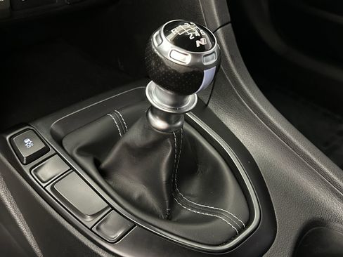 Used 2020 Hyundai Veloster N w/ Performance Package image 24