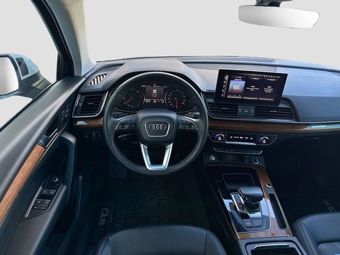 Used 2021 Audi Q5 2.0T Premium w/ Convenience Package image 24