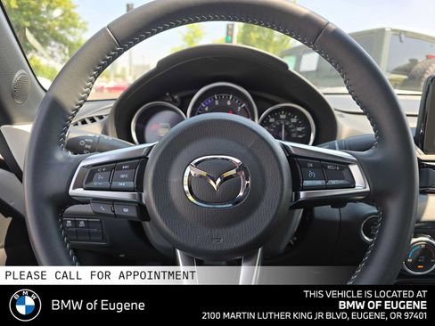 Used 2023 MAZDA MX-5 Miata Grand Touring w/ Weather Package RWD image 25