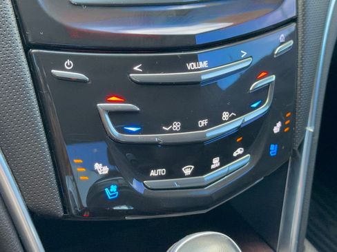 Certified 2018 Cadillac XTS Luxury AWD/4WD image 22