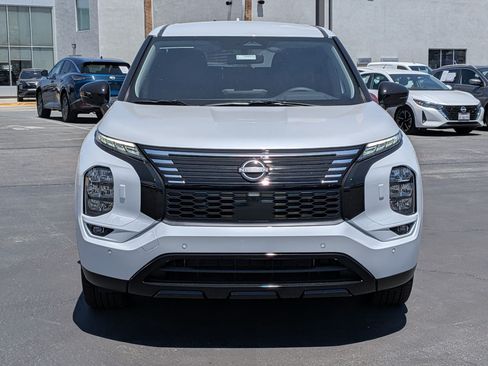New 2026 Nissan Rogue SL AWD/4WD image 7