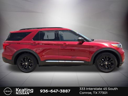 Used 2024 Ford Explorer XLT w/ Equipment Group 202A RWD image 9