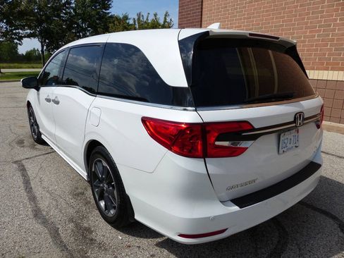 Used 2024 Honda Odyssey Elite image 7