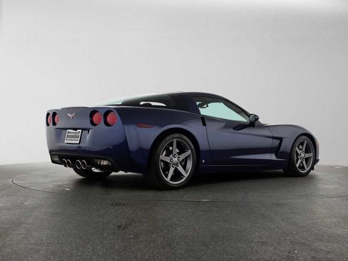 Used 2007 Chevrolet Corvette Coupe w/ Preferred Equipment Group RWD image 3