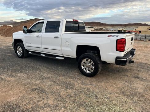 Used 2015 Chevrolet Silverado 2500 LTZ w/ Duramax Plus Package image 6