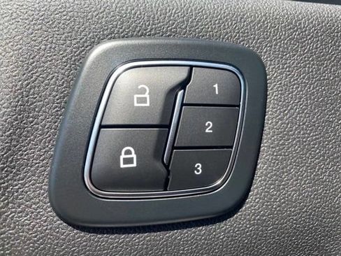 New 2024 Ford Escape ST-Line Select w/ Tech Pack #2 AWD/4WD image 32