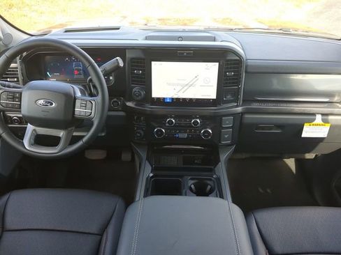 New 2026 Ford F250 Lariat w/ Black Appearance Package image 17