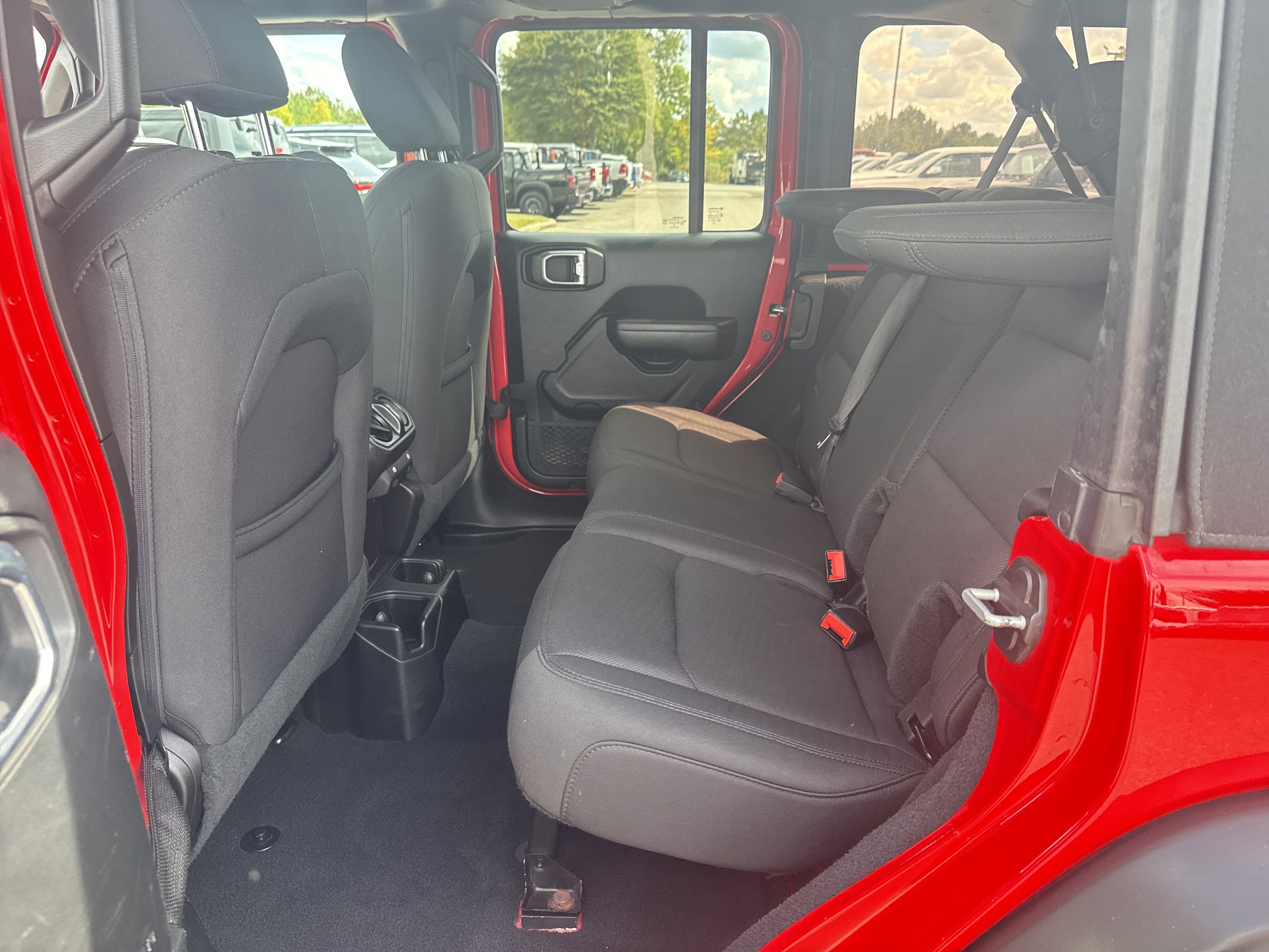Used 2019 Jeep Wrangler Unlimited Sport S AWD/4WD image 20
