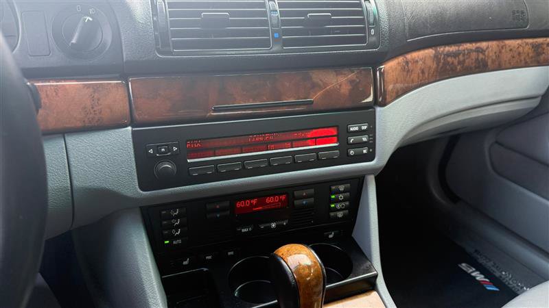 Used 2003 BMW 540i Sedan RWD image 33