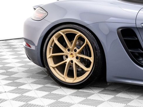 Certified 2024 Porsche 718 Cayman image 31