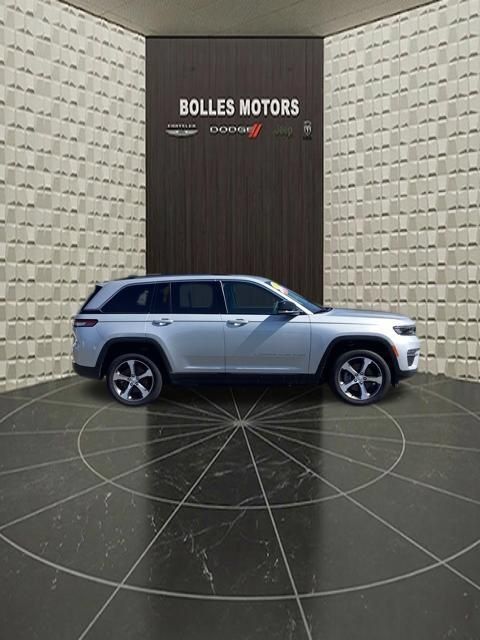 Certified 2023 Jeep Grand Cherokee 4WD 4xe image 4