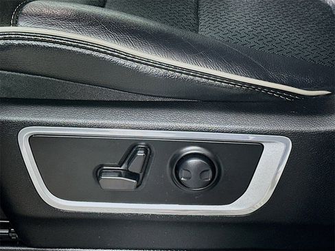 Used 2024 RAM 1500 Laramie image 22