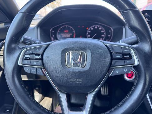 Used 2019 Honda Accord Sport image 15