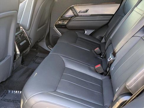 Certified 2025 Land Rover Range Rover Sport SE image 20