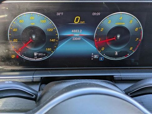 Used 2021 Mercedes-Benz GLE 350 4MATIC image 11