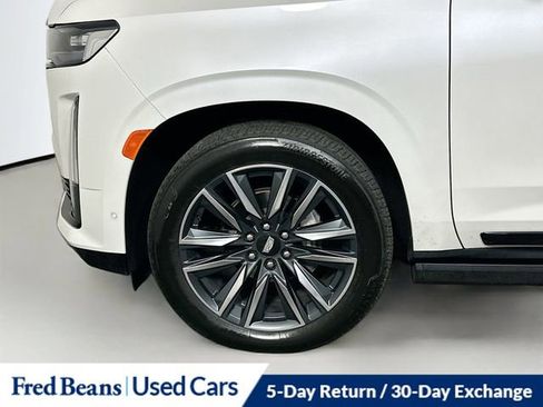 Used 2021 Cadillac Escalade ESV Sport w/ Driver Assist Tech Package image 35