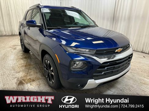 Used 2023 Chevrolet TrailBlazer LT image 1