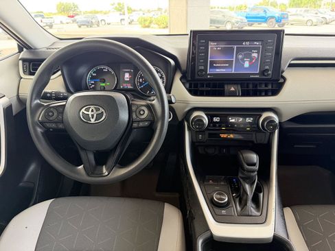 Used 2021 Toyota RAV4 XLE w/ Convenience Package AWD/4WD image 24