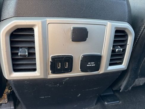 Used 2019 Ford F150 Lariat AWD/4WD image 39