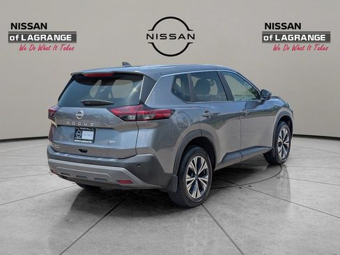 Certified 2023 Nissan Rogue SV FWD image 5