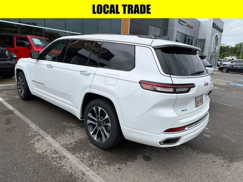 Used 2023 Jeep Grand Cherokee L Overland w/ Luxury Tech Group IV AWD/4WD image 5