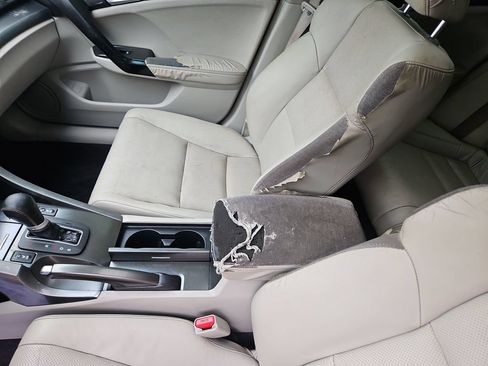 Used 2013 Acura TSX Sedan FWD image 21