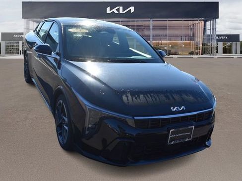 New 2025 Kia K4 GT-Line w/ GT-Line Sunroof Package image 10