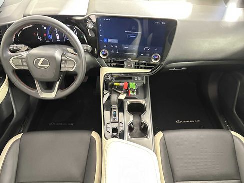 Used 2022 Lexus NX 350 AWD image 15