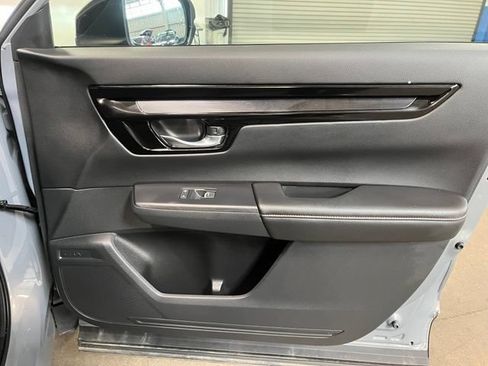 Used 2025 Honda CR-V Sport Touring image 11