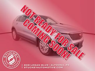 Used 2024 Cadillac XT4 Luxury w/ Cold Weather Package video 1