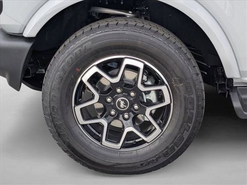 New 2026 Ford Bronco Outer Banks AWD/4WD image 10