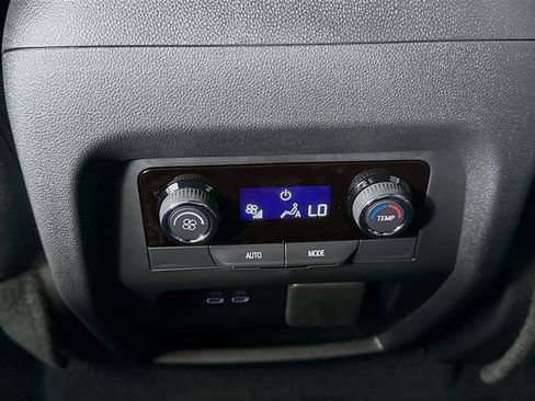 New 2026 Chevrolet Traverse LT w/ Driver Confidence Package image 26