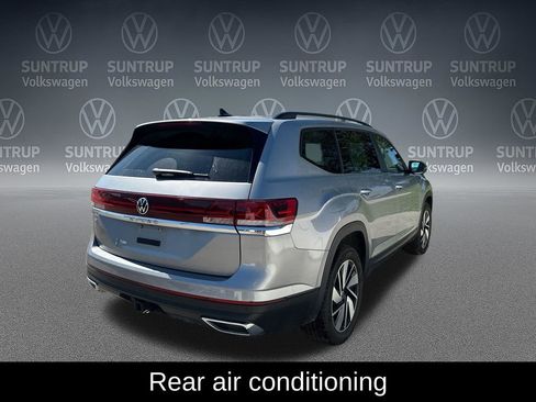Used 2025 Volkswagen Atlas SE image 6